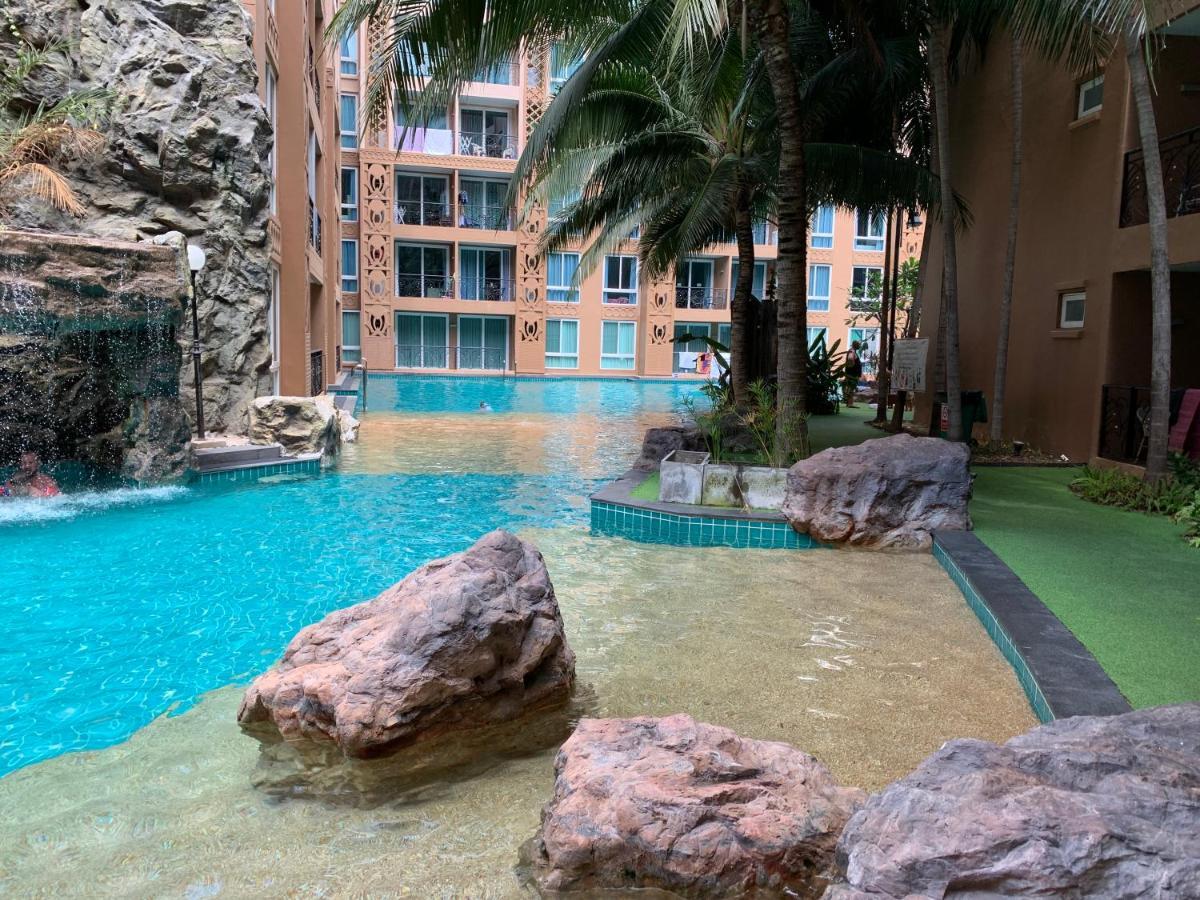 Atlantis Condo Resort חוף ג'ומטיין מראה חיצוני תמונה