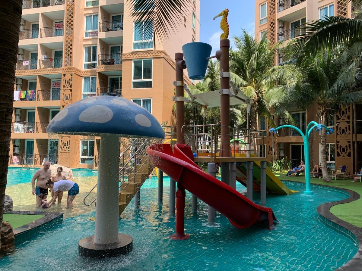 Atlantis Condo Resort חוף ג'ומטיין מראה חיצוני תמונה