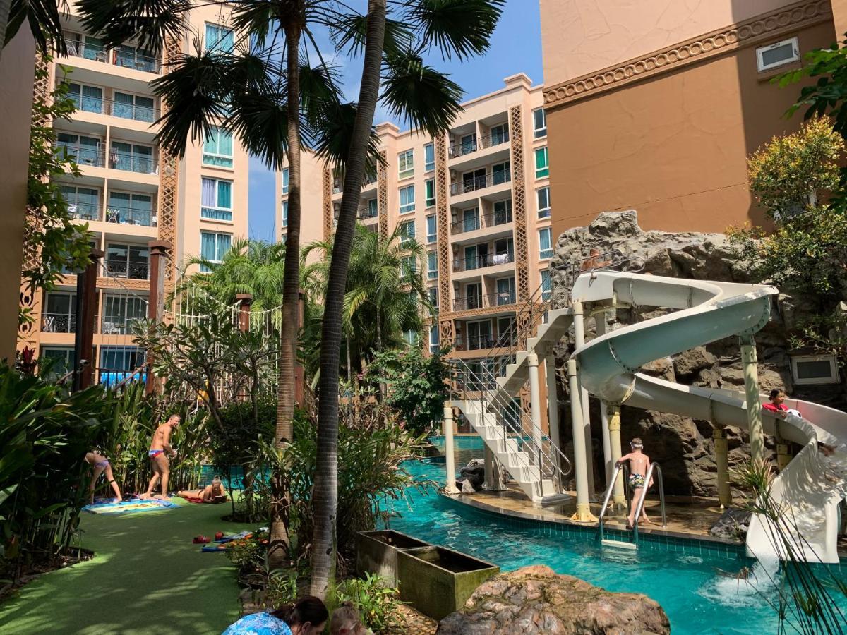 Atlantis Condo Resort חוף ג'ומטיין מראה חיצוני תמונה