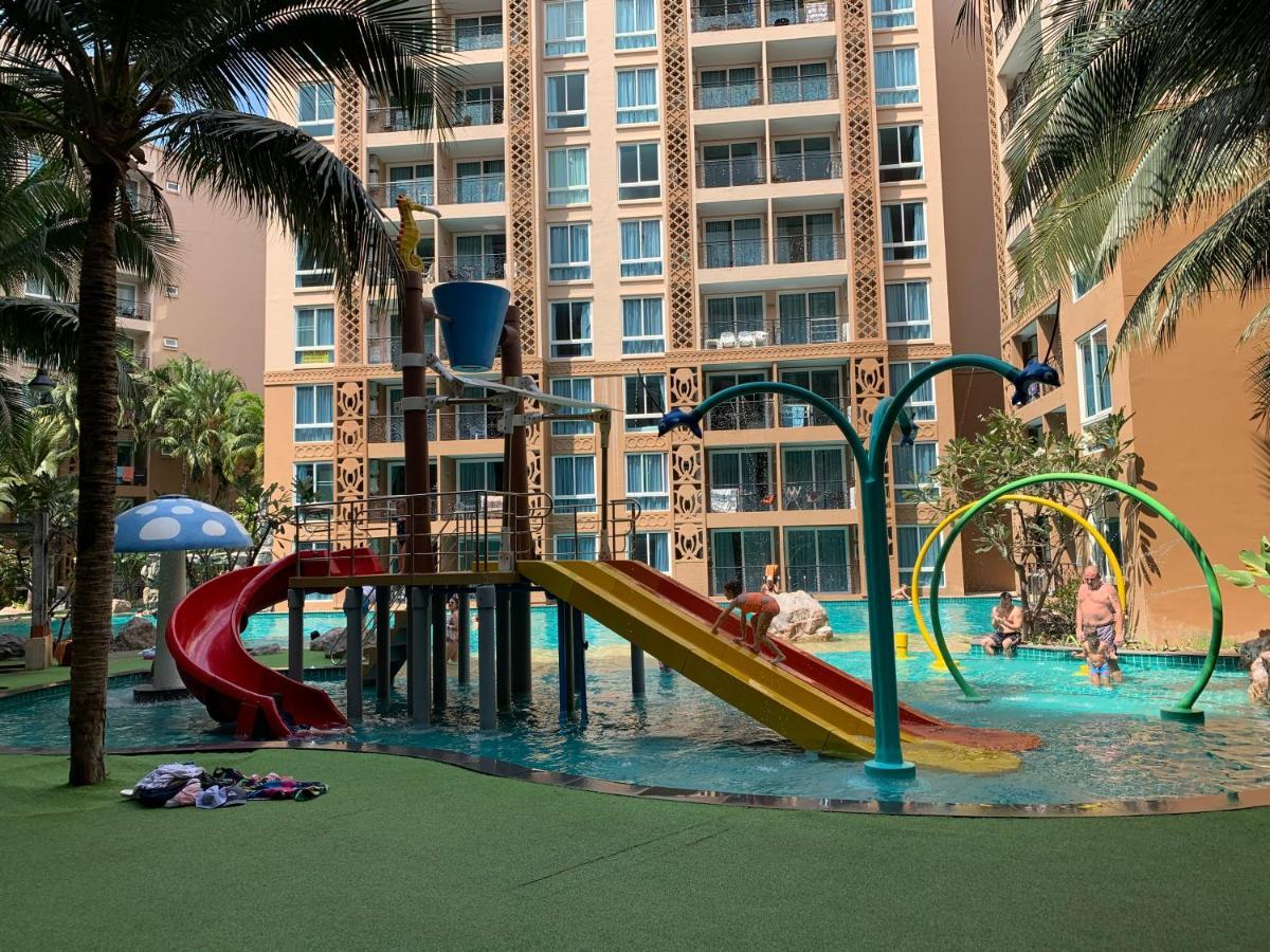 Atlantis Condo Resort חוף ג'ומטיין מראה חיצוני תמונה